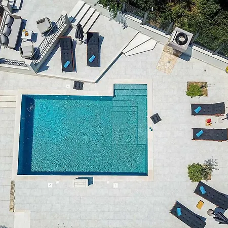 Spartium Villa *