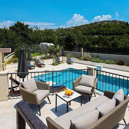 Spartium Villa *